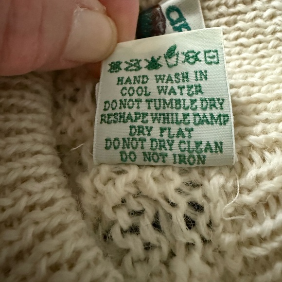 Aran Crafts Irish Men's Wool Ivory Cable Knit Crewneck Sweater - Picture 6 of 6